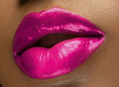 Perfect Shine Hydrating Lip Gloss - Mischief in Magenta